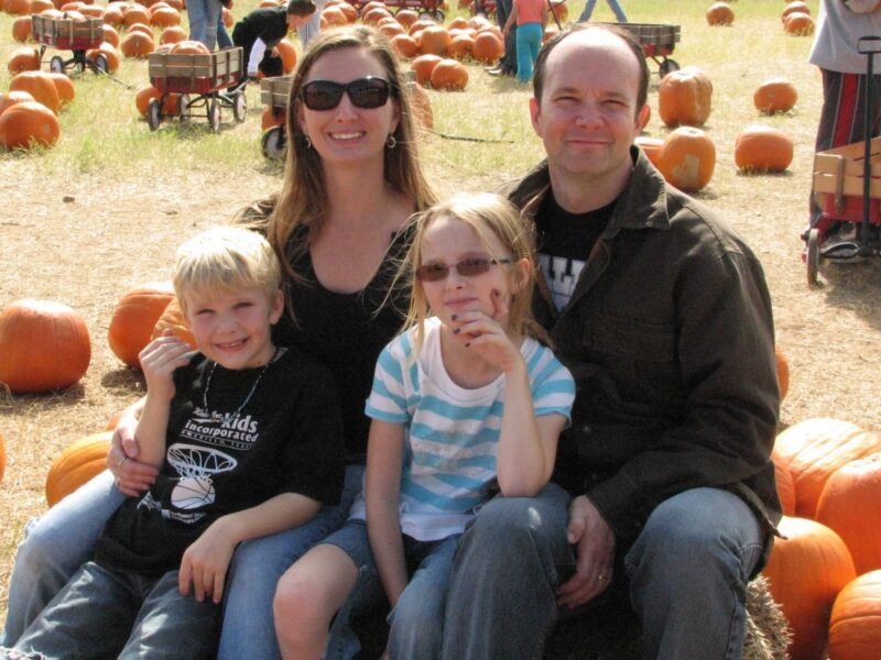Strong Family Traditions Examples: Fun Tips For Your Family - Six Star ...