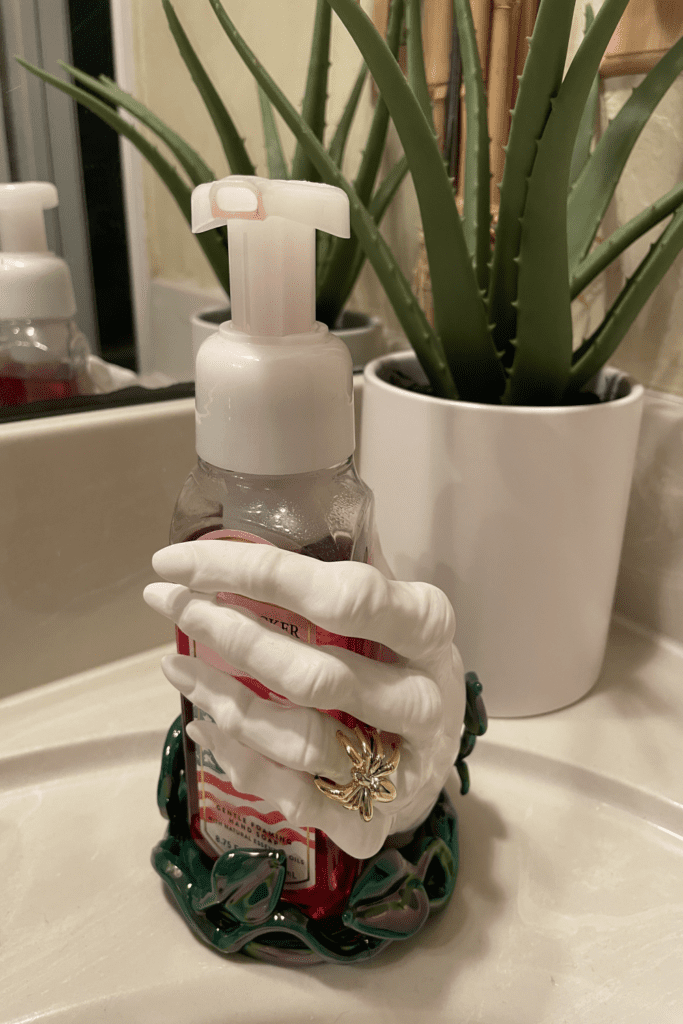 halloween decorations bathroom