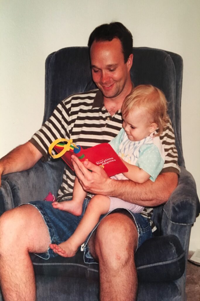 reading at home with parents